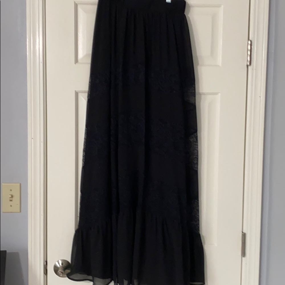 Black skirt